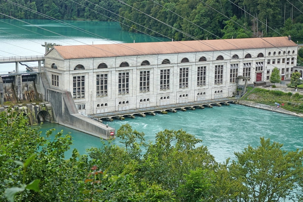 Welche Perspektiven hat die Berner Wasserkraft? Bild: Kraftwerk Mühleberg (zvg)